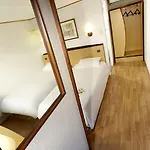 Hotel Campanile Nature - Bordeaux Est 3*