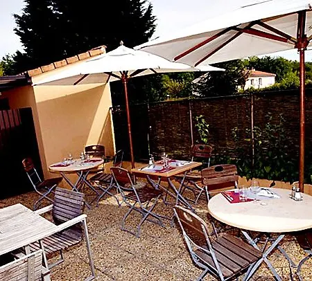 Hotel Campanile Bordeaux Est - 3*