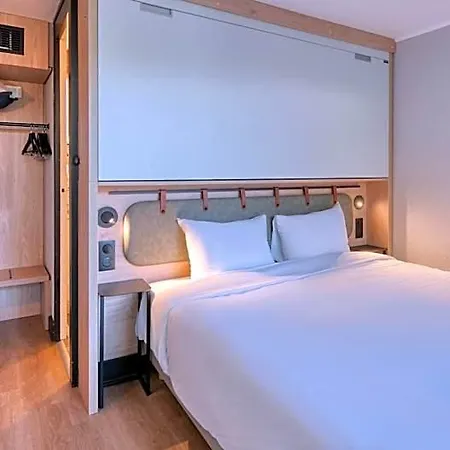 Campanile Nature - Bordeaux Est Hotel