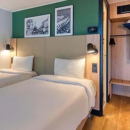 Hotel Campanile Nature - Bordeaux Est 3*